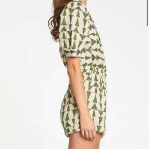 dRA Evan Romper- Green/Creme Size Small - NWT!